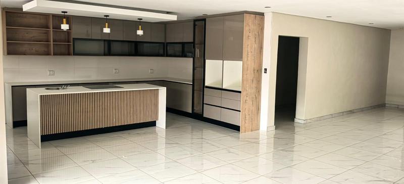 4 Bedroom Property for Sale in Buffelspoort North West